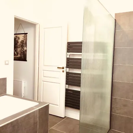 Le Pari Nimois, Avec Parking, Centre Arenes 아파트 님