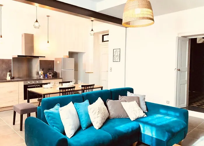 Le Pari Nimois, Avec Parking, Centre Arenes Lejlighed