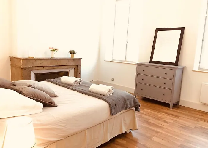 Apartment Le Pari Nimois, Avec Parking, Centre Arenes